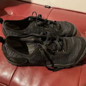 Keen hush knit CNX lace-up comfort sneakers